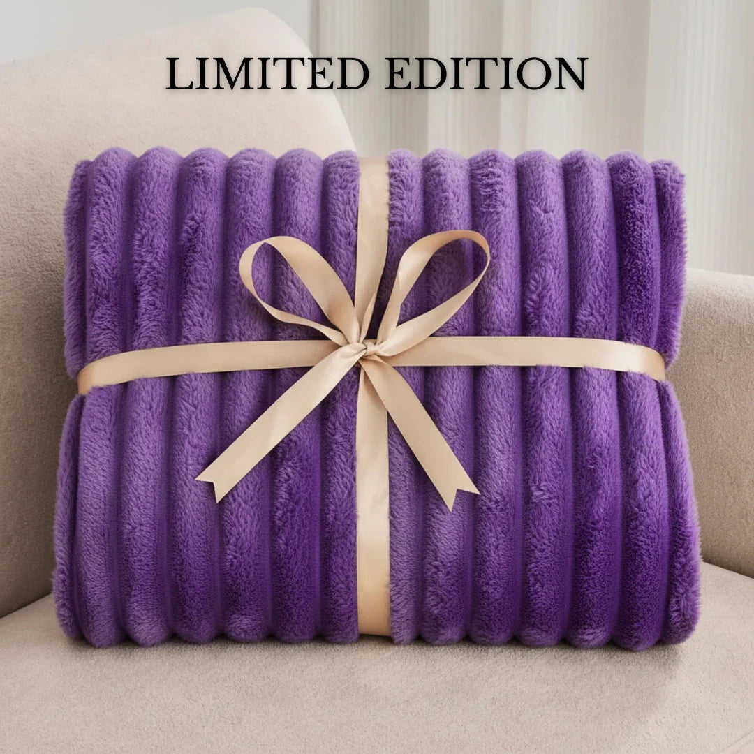 The Mavendi Fleece Blanket